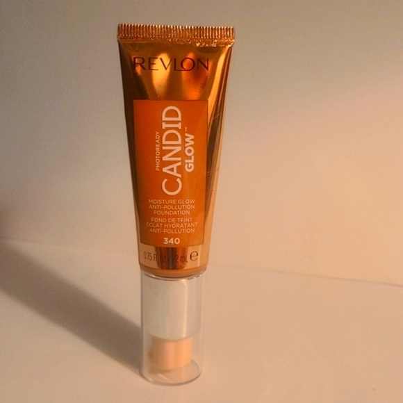 Photo ready Revlon candid glow foundation NEW PRICE 3 FOR 8 - Picture 1 of 3